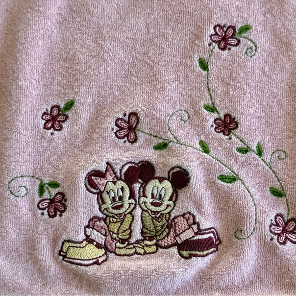 Disney Store Mickey & Minnie Mouse terrycoth pink jacket with hood Embroidery - Picture 3 of 12